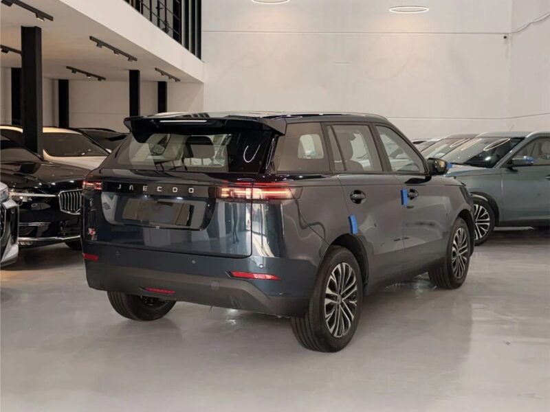 2027 Jaecoo J5 Elite 1.5 Litres 4 Cylinders Petrol Engine Blue Beige SUV GCC Specs