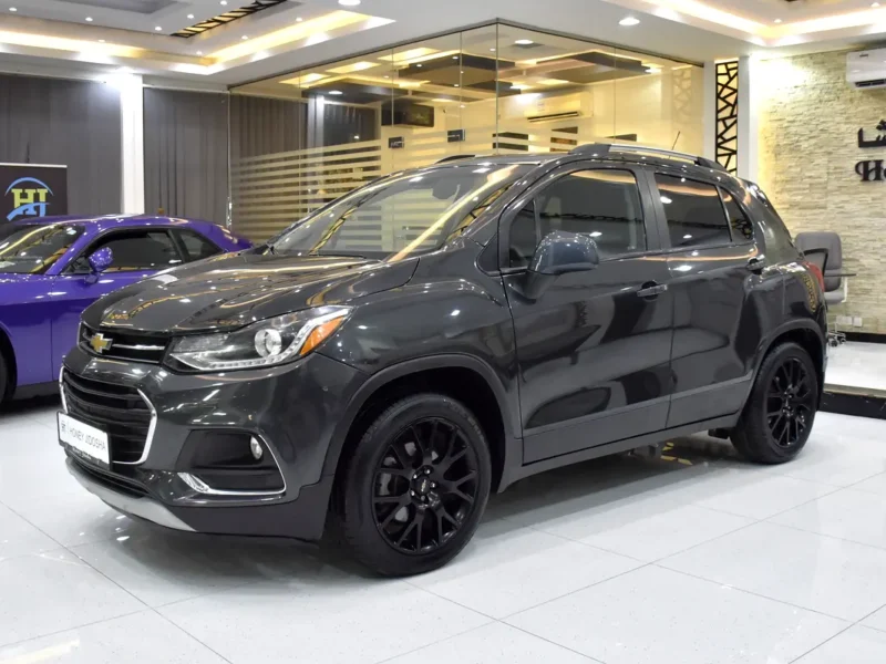 2019 Chevrolet Trax LT 4 Cylinders Petrol Engine Grey Black Crossover American Specs