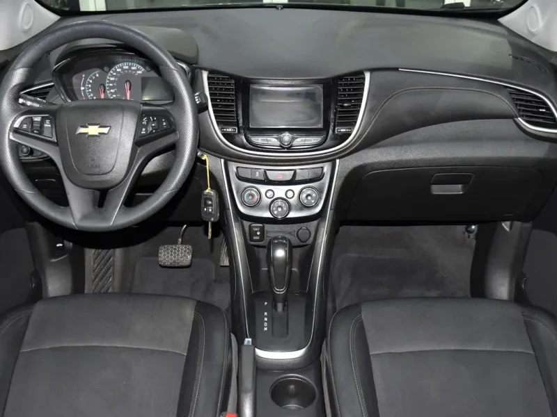 2019 Chevrolet Trax LT 4 Cylinders Petrol Engine Grey Black Crossover American Specs