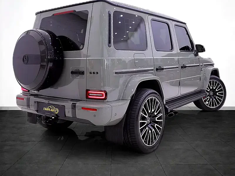 2025 Mercedes-Benz G-Class G 63 AMG 4.0L V8 Biturbo Engine Grey Red SUV GCC Specs