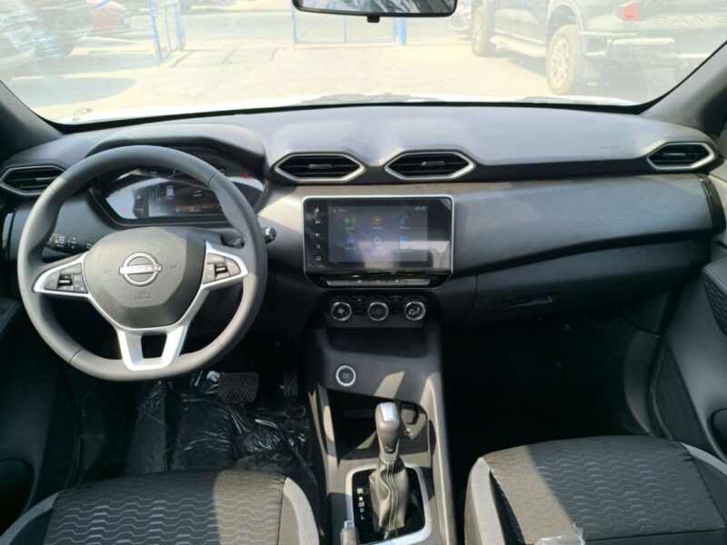2027 Nissan Magnite SL 1.0 Liters 3 Cylinders Petrol Engine Blue Black SUV GCC Specs