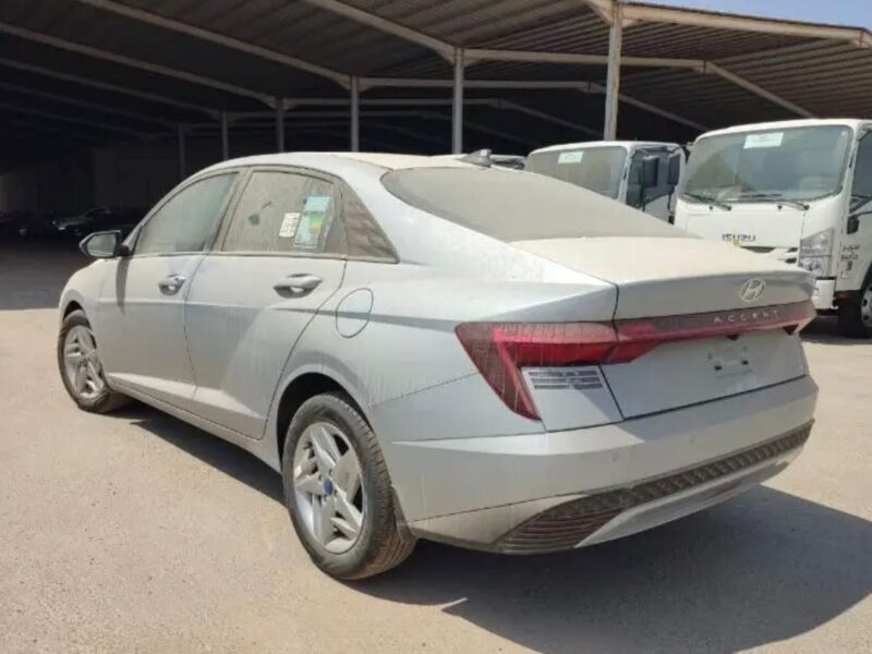 2027 HYUNDAI ACCENT Comfort Plus 1.5L 4 Cylinders Petrol Engine Silver Beige Sedan GCC