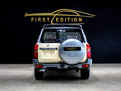 2023 Nissan Patrol Safari Super Safari 8 Cylinders Petrol Engine Beige Red SUV GCC Specs