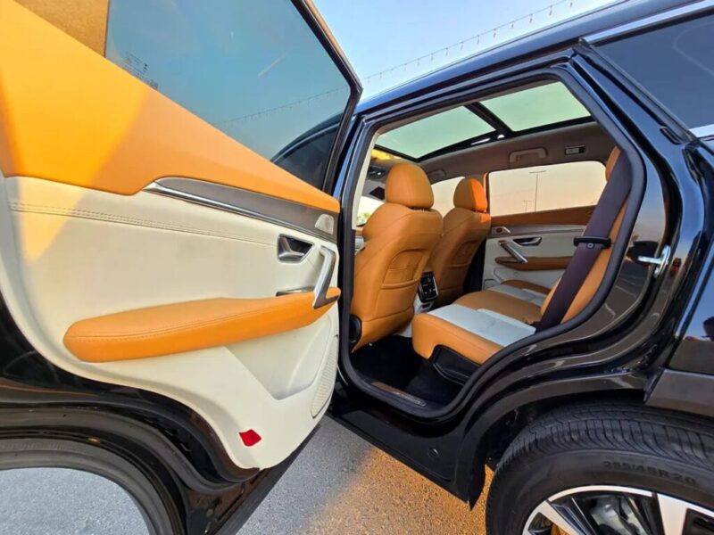 2027 Jetour X70 Plus LUX 1.5 Litres 4 Cylinders Petrol Engine Black Orange SUV GCC Specs