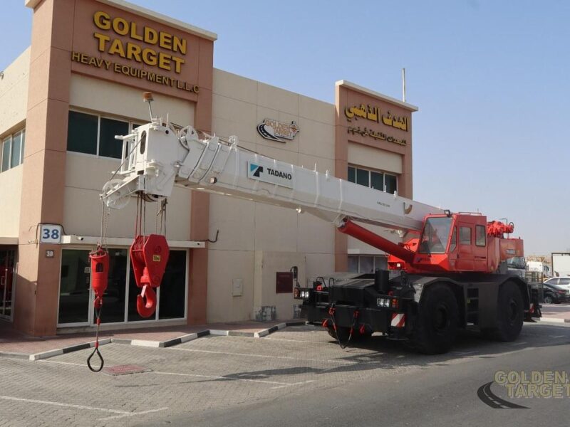 2005 TADANO TR-500-EX 4x4 Rough-Terrain Crane 6 Cylinders Diesel Engine - Red