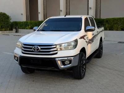 2022 Toyota Hilux 2.4 Litres 4-Cylinder Diesel Engine White Red Pickup Truck GCC Specs