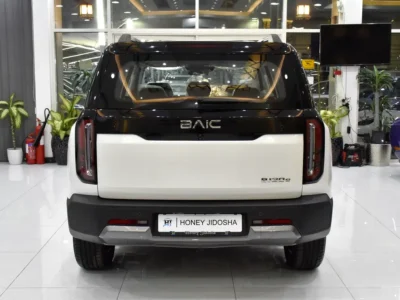 2027 BAIC BJ30 1.5(DHT) 4WD LV5 4 Cylinders Hybrid Engine White Blacj SUV GCC Specs