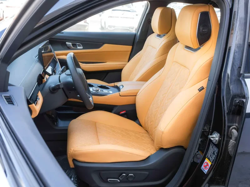 2026 Changan UNI-K Black Edition 2.0L 4-Cylinder Turbo Petrol Engine Black Tan Crossover