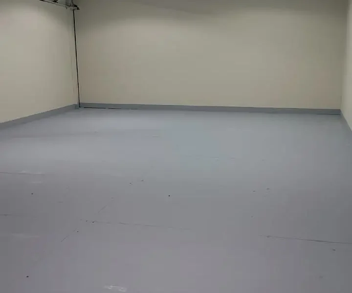 390 sqft Al Quoz Industrial Area 4 STORAGE WAREHOUSE AVAILABLE ON GROUND FLOOR