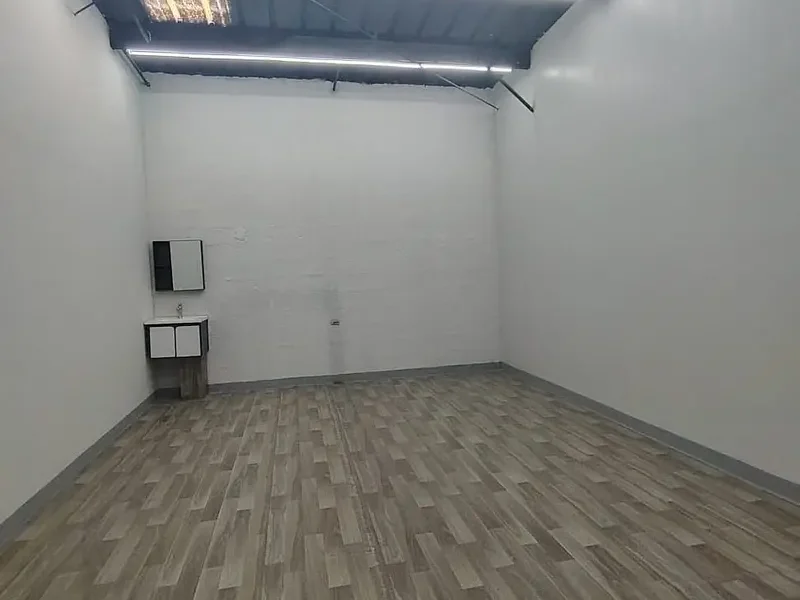 360SQFT BRAND NEW STORAGE WAREHOUSE AVAILABLE FOR RENT IN AL QUOZ 1 (SD)
