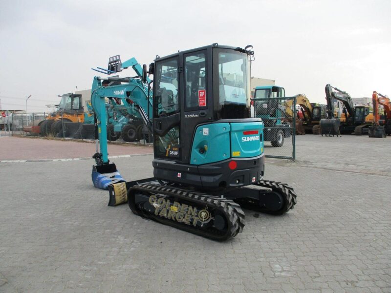 2024 SUNWARD SWE35UF Mini Excavator 3 Cylinder Kubota Diesel Engine - Blue