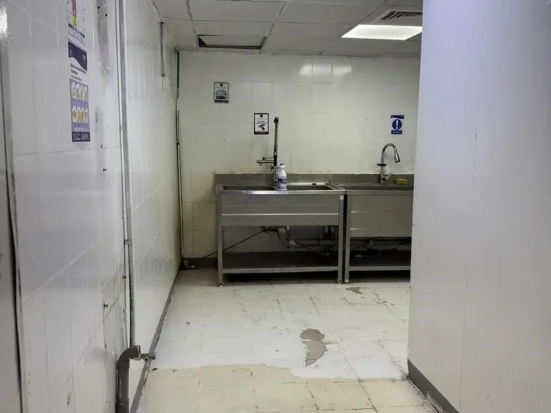 4,000 SQFT COMMERCIAL KITCHEN WAREHOUSE | 40 KW POWER | EJARI AVAILABLE | AL QUOZ 1