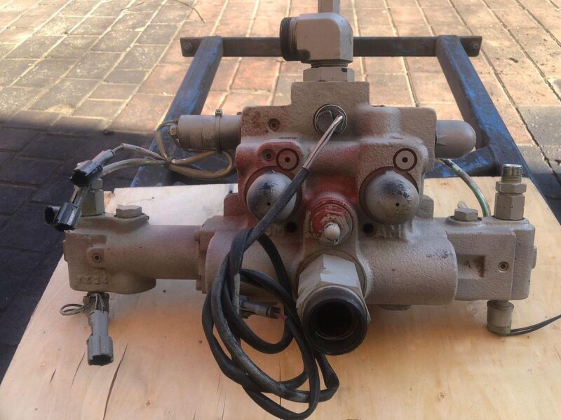 2021 Tadano ATF-80 Multi-way Control Valve