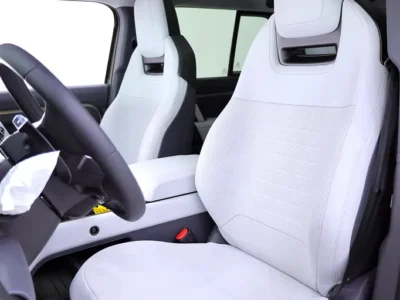2025 Land Rover Defender 110 Octa P635 4.4-liter Twin-Turbo V8 Engine Gold White SUV