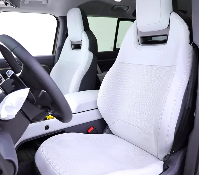 2025 Land Rover Defender 110 Octa P635 4.4-liter Twin-Turbo V8 Engine Gold White SUV