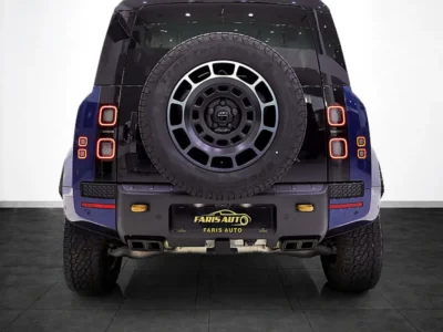 2026 Land Rover Defender 110 Octa P635 4.4-liter Twin-Turbo V8 Engine Blue White SUV