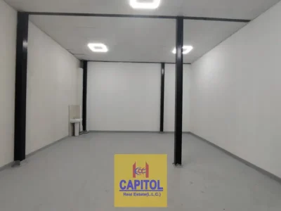 675 sqft PRIME LOCATION STORAGE WAREHOUSE AVAILABLE FOR RENT ON GROUND FLOOR