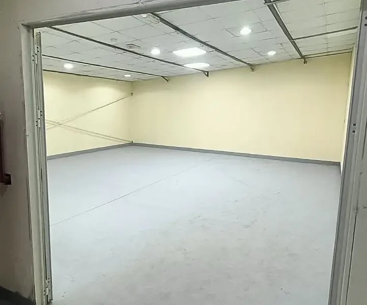 760 sqft Al Quoz 4 MEZZANINE FLOOR STORAGE UNIT