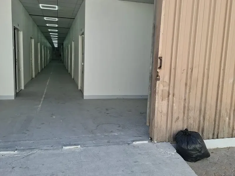 740 sqft PRIME LOCATION STORAGE WAREHOUSE AVAILABLE FOR RENT ACCESSIBLE 24/7