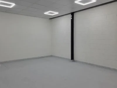 375 SQFT READY TO MOVE STORAGE WAREHOUSE AVAILABLE FOR RENT IN AL QUOZ 1 (SD)