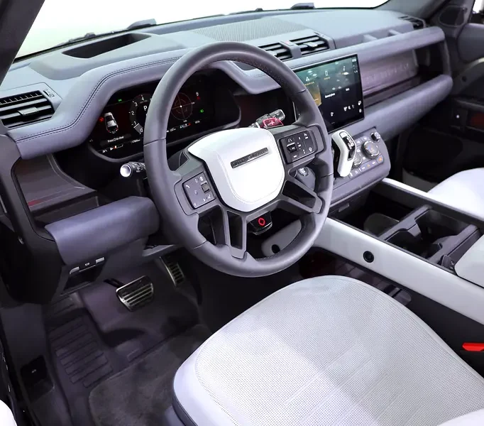 2025 Land Rover Defender 110 Octa P635 4.4-liter Twin-Turbo V8 Engine Gold White SUV