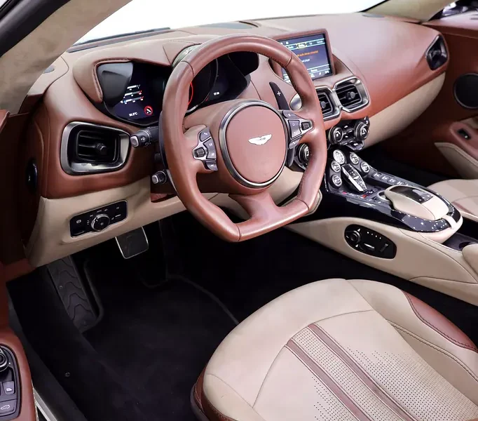 2023 Aston Martin Vantage Roadster 4.0L Twin-Turbo V8 Silver Beige Soft Top Convertible