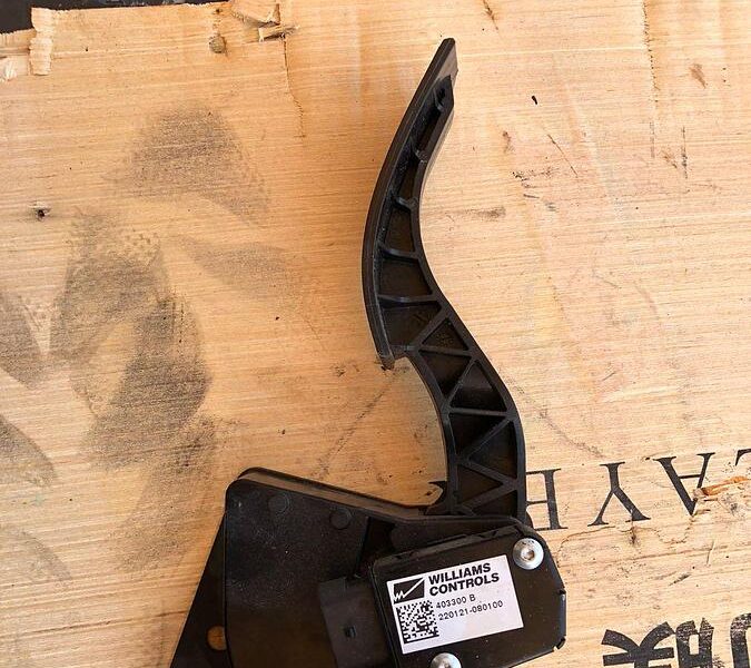 2021 Tadano ATF-80 Electronic Accelerator Pedal with TPS